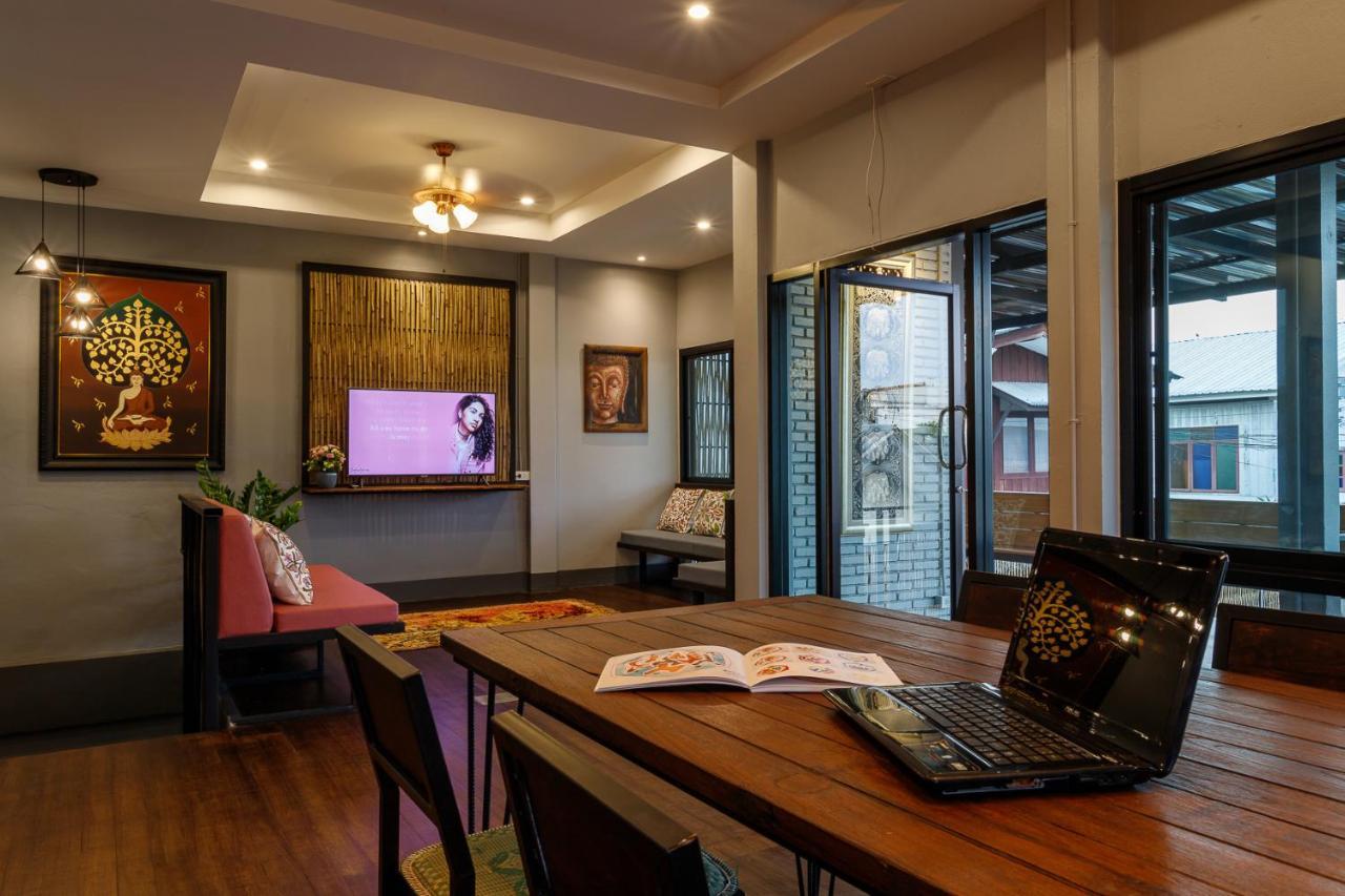Hostel One Art&Gallery Chiang Mai Exterior foto