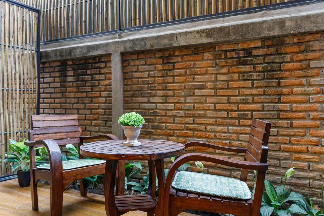 Hostel One Art&Gallery Chiang Mai Exterior foto